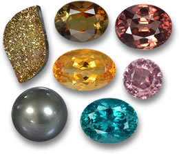 Gemme di pirite arcobaleno, tormalina, zircone, citrino, perla e apatite