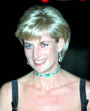 La principessa Diana indossa un girocollo di smeraldi