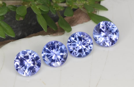 Pietre preziose di tanzanite rotonde calibrate