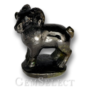 Scultura in pietra preziosa di capra epidoto