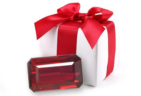Gemma rubino e regalo di GemSelect - Immagine media