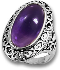 Anello cabochon in filigrana d'argento con ametista