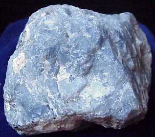 Zaffiro grezzo