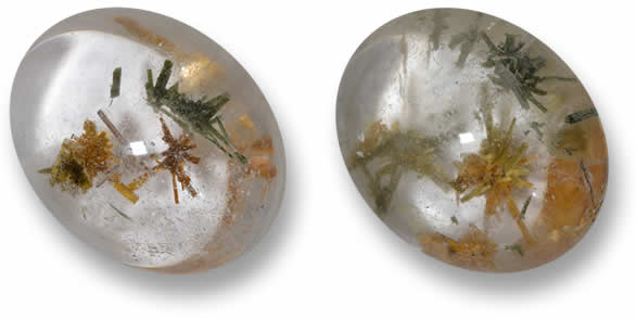 Quarzo sciolto con hedenbergite in vendita