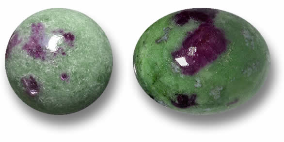 Ruby-Zoisite sciolto in vendita