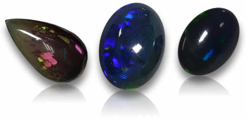 Pietre preziose di opale nero naturale