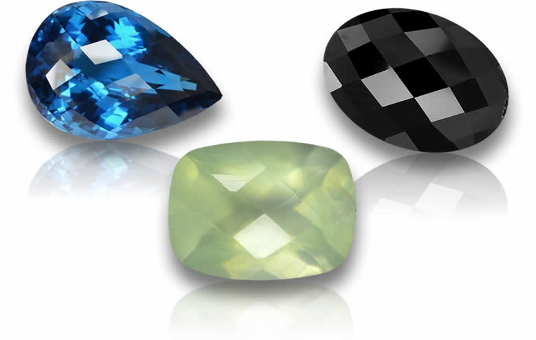 Pietre preziose sciolte con taglio a scacchiera per gioielli