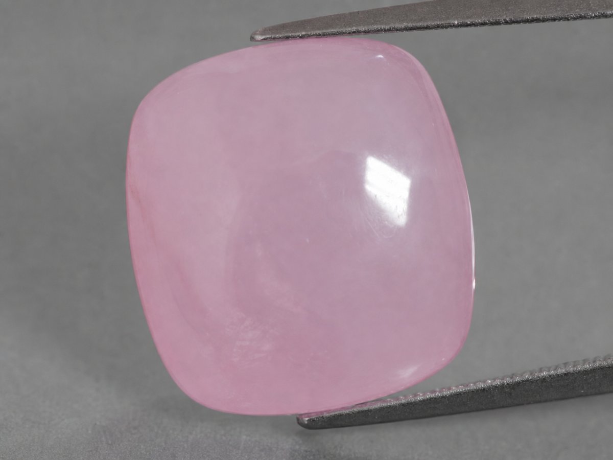 Vista ravvicinata di gemme naturali di smithsonite
