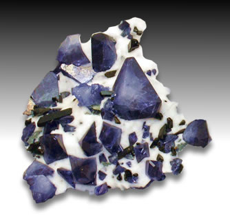 Matrice di natrolite di benitoite