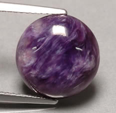 Cabochon di Charoite