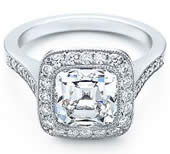 Anello con diamante taglio cuscino di Tiffany