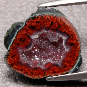 Geodi di agata naturale multicolore da 6,84 ct, forma fantasia, opaco