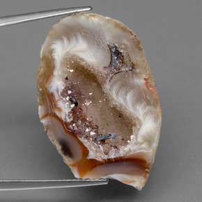 Geodi di agata naturale multicolore da 49,36 ct, forma fantasia, opaco