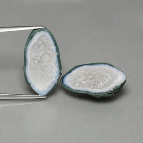 Geodi di agata naturale multicolore da 16,64 ct, forma fantasia, opaco