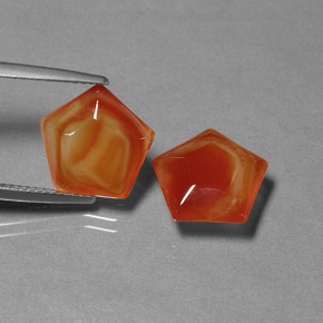 Agata naturale arancione da  ct, forma fantasia, traslucido