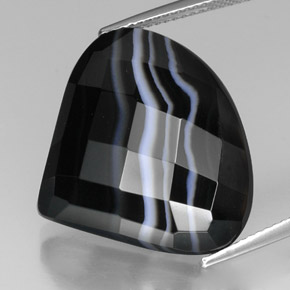 Agata naturale multicolore da 21,36 ct, forma fantasia, opaco