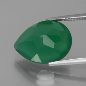 Agata Verde caldo naturale da 7.48 ct, Forma a pera, Traslucido