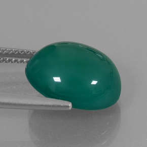 Agata Verde medio naturale da 7.57 ct, Taglio ovale, Traslucido