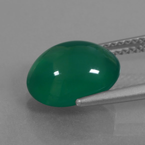 Agata naturale verde da 3,76 ct, taglio ovale, traslucido