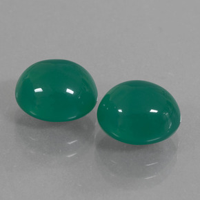 Agata naturale verde da 5,78 ct, taglio ovale, traslucido