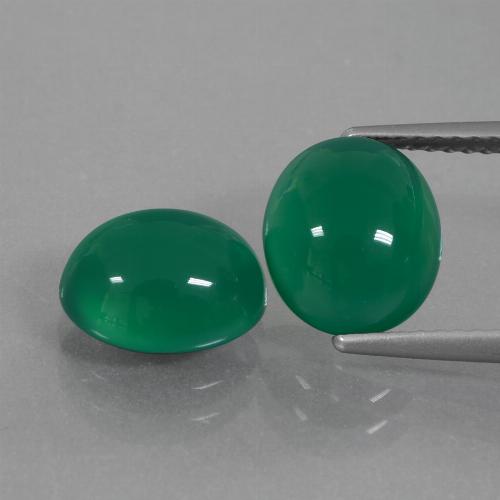 Gemme di Agata Verde medio intenso naturale da 5.20 ct, Taglio ovale, Traslucido