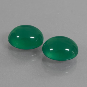 Gemme di Agata Verde medio intenso naturale da 5.20 ct, Taglio ovale, Traslucido