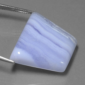 Agata naturale viola da 48,95 ct, forma fantasia, traslucido