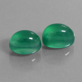 Agata naturale verde da 7,42 ct, taglio ovale, traslucido
