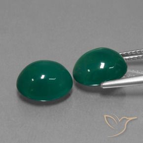 Gemme di Agata Verde medio intenso naturale da 7.06 ct, Ovale, Traslucido
