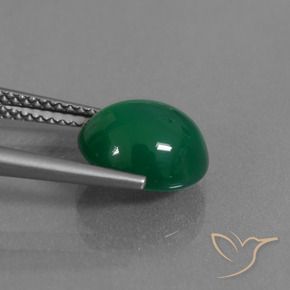 Agata Verde medio intenso naturale da 3.34 ct, Ovale, Traslucido