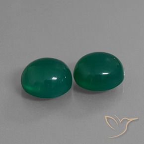 Agata naturale verde da 16,71 ct, taglio ovale, traslucido