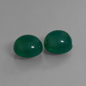 Agata naturale verde da 15,65 ct, taglio ovale, traslucido