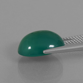 Agata naturale verde da 6,88 ct, taglio ovale, traslucido