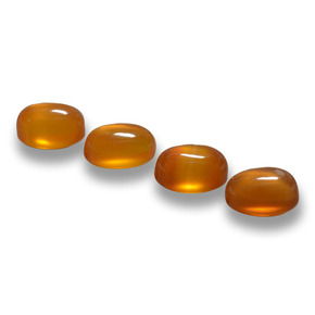 Agata naturale arancione da 2,88 ct, taglio ovale, traslucido