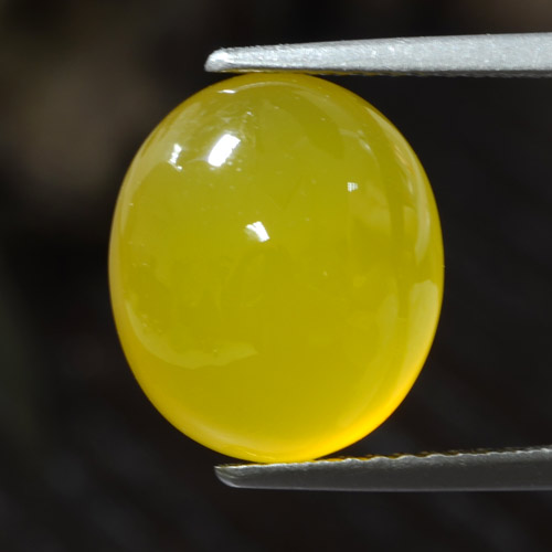 Agata naturale giallo da 4,90 ct, taglio ovale, traslucido