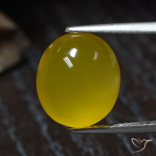 Agata Oro giallastro naturale da 4.70 ct, Taglio ovale, Traslucido