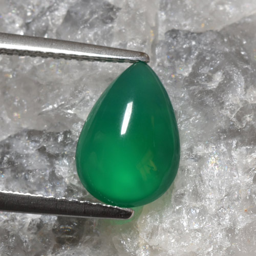 Agata Verde medio naturale da 2.08 ct, Forma a pera, Traslucido