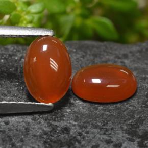 Agata naturale arancione da 1,38 ct, taglio ovale, traslucido