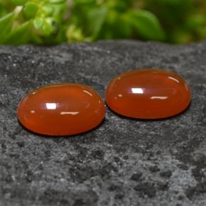 Agata naturale arancione da 1,38 ct, taglio ovale, traslucido