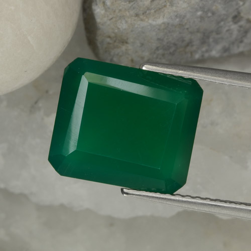 Agata Verde medio naturale da 5.12 ct, Taglio smeraldo, Traslucido