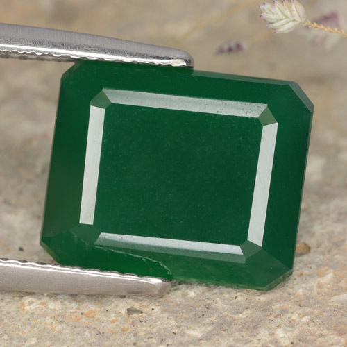 Agata naturale verde da 5,21 ct, taglio smeraldo, traslucido