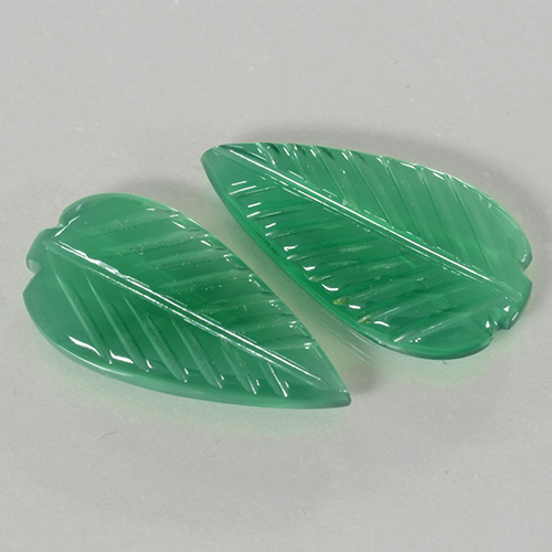 Agata naturale verde da 5,71 ct, taglio fiore, traslucido
