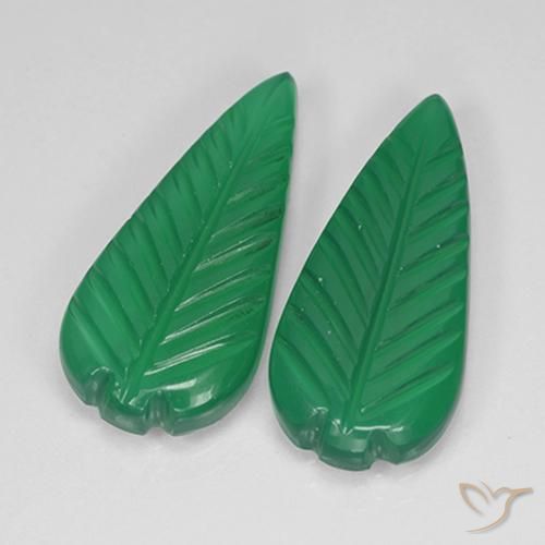 Agata naturale verde da 7,51 ct, forma fantasia, traslucido
