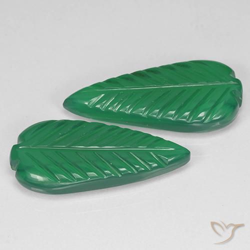 Agata naturale verde da 7,51 ct, forma fantasia, traslucido