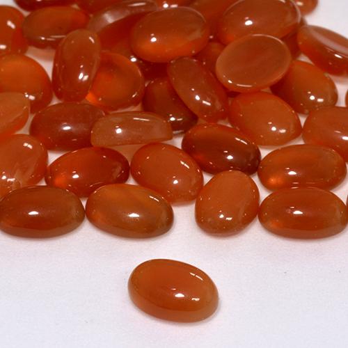 Agata Rosso fuoco naturale da 0.63 ct, Ovale, Traslucido