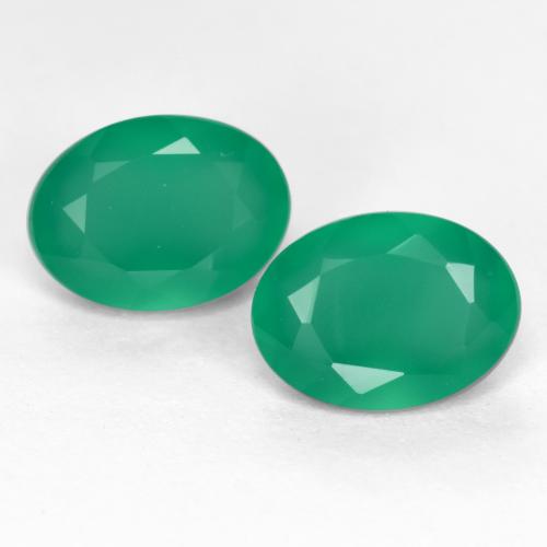 Agata naturale verde da 2,28 ct, taglio ovale, traslucido