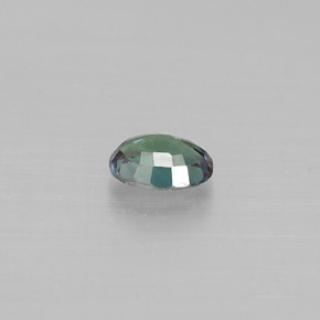 Alessandrite Verde / Rosso naturale da 0.28 ct, Taglio ovale, VVS-VS