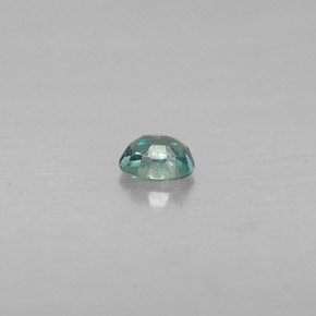 Alessandrite Verde / Rosso naturale da 0.11 ct, Taglio ovale, VS