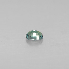 Alessandrite Verde / Rosso naturale da 0.14 ct, Taglio ovale, VS