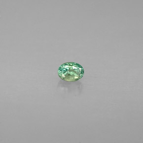 Alessandrite Verde / Rosso naturale da 0.12 ct, Taglio ovale, VS